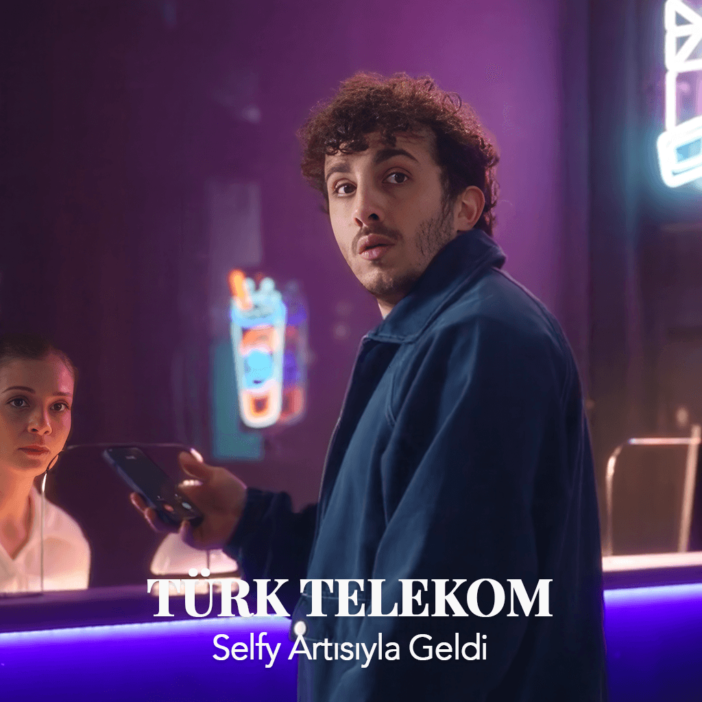 TÜRK TELEKOM "SELFY ARTISIYLA GELDİ"
